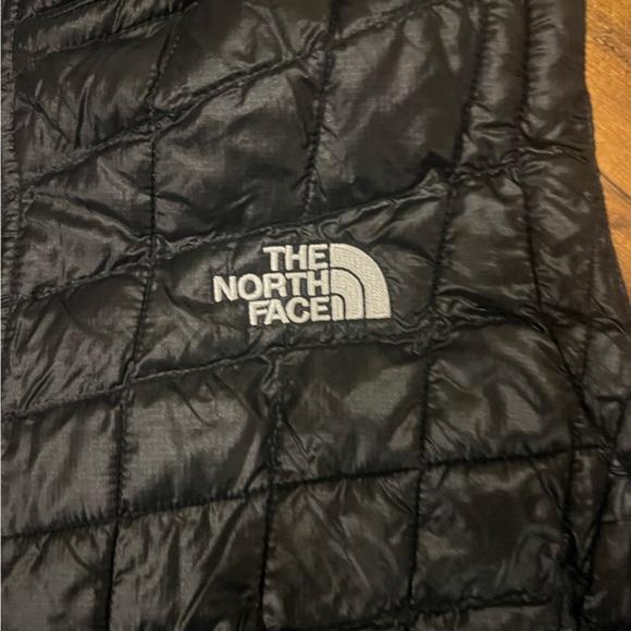 The North Face • Black Vest - Picture 3 of 4